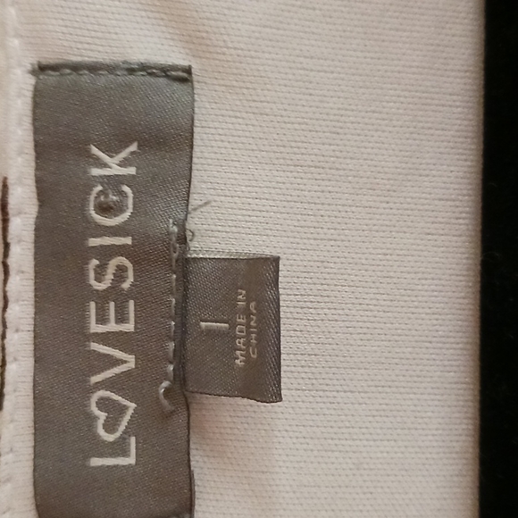 Dress - Picture 2 of 4